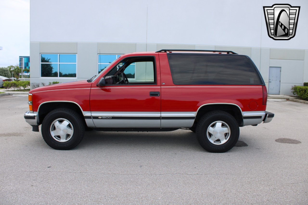 1995 Chevrolet Tahoe 5
