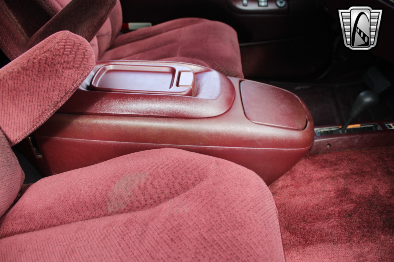 1995 Chevrolet Tahoe 29