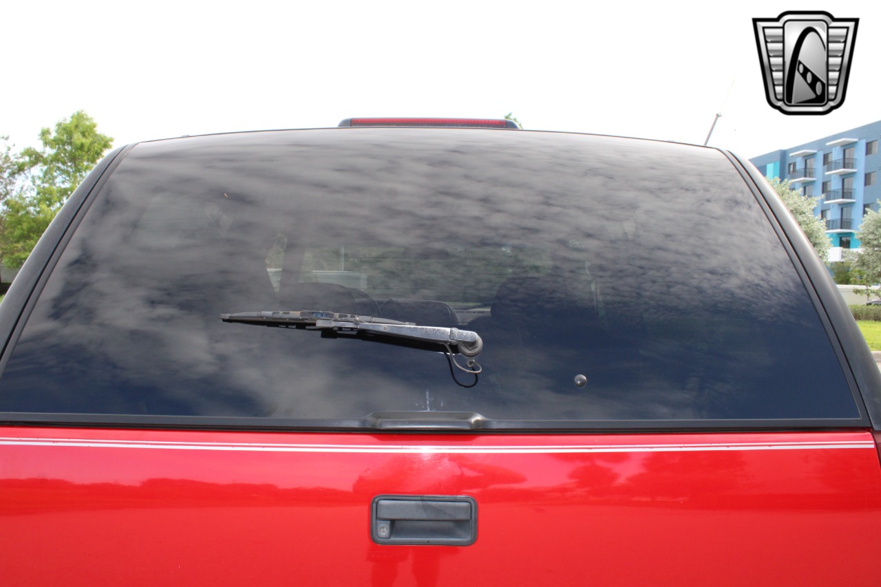 1995 Chevrolet Tahoe 69