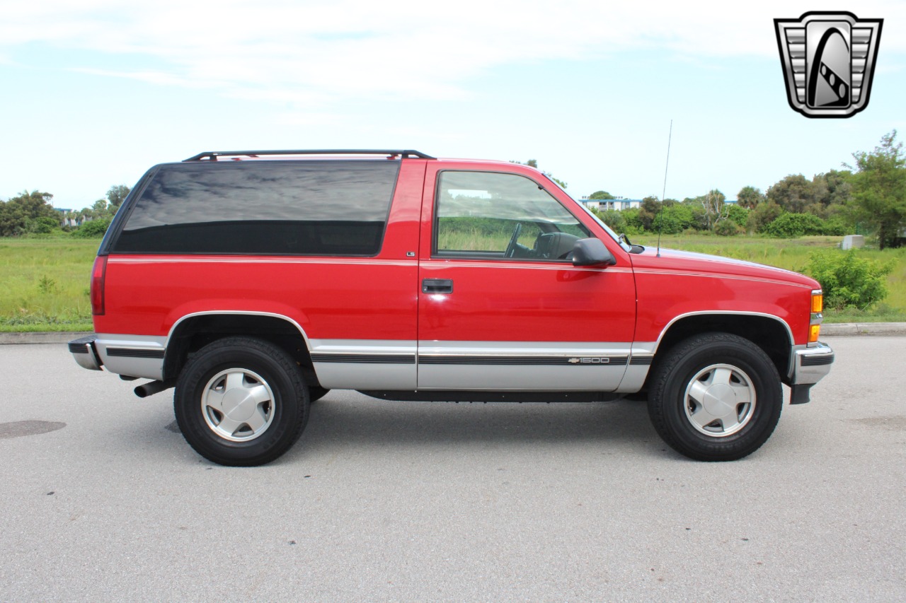 1995 Chevrolet Tahoe 9