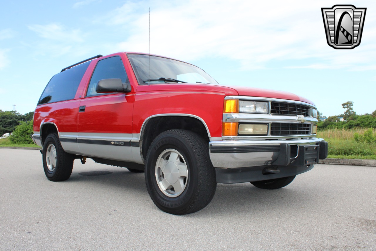 1995 Chevrolet Tahoe 48