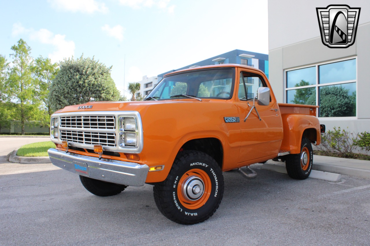 1980 Dodge Power Wagon 30