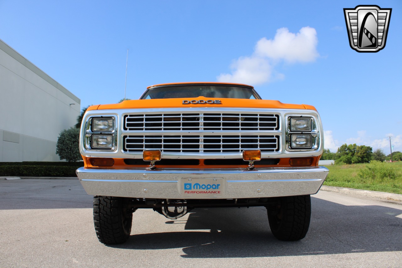 1980 Dodge Power Wagon 35