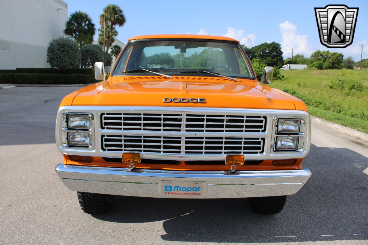 1980 Dodge Power Wagon 3