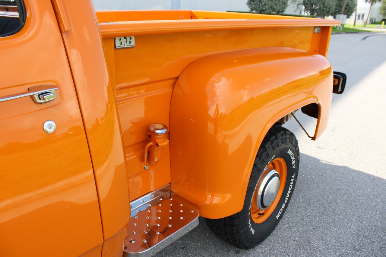 1980 Dodge Power Wagon 10