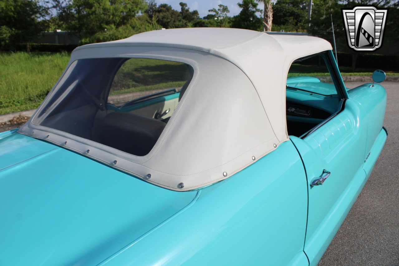 1955 Nash Metropolitan 11
