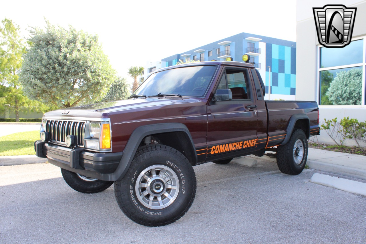 1987 Jeep Comanche 32