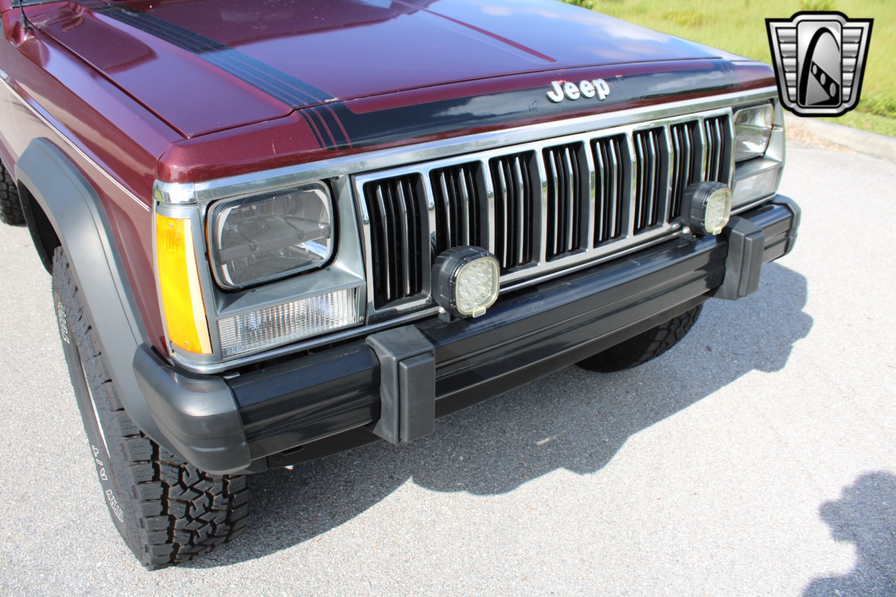 1987 Jeep Comanche 82