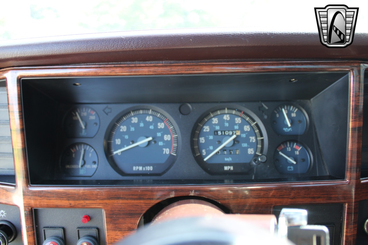 1987 Jeep Comanche 23
