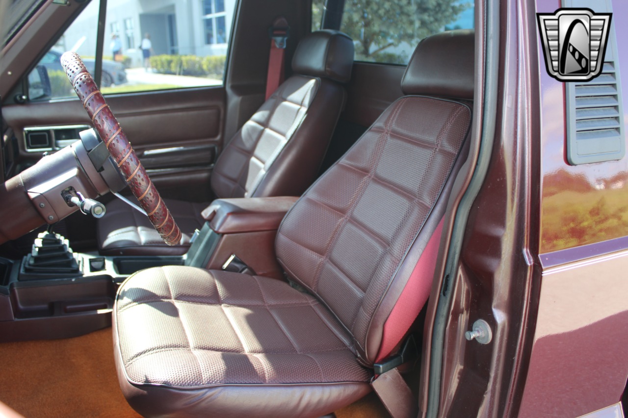 1987 Jeep Comanche 25