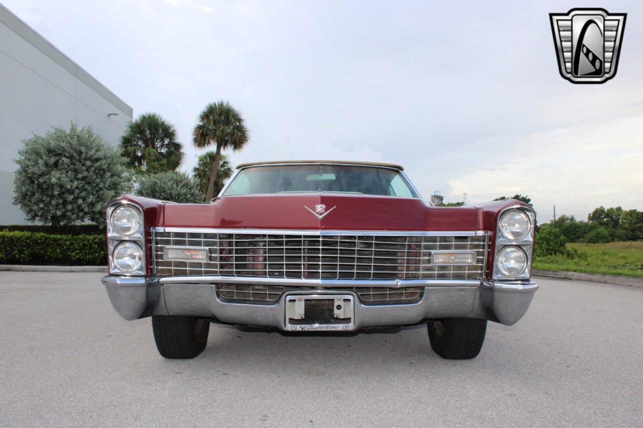 1967 Cadillac DeVille 33