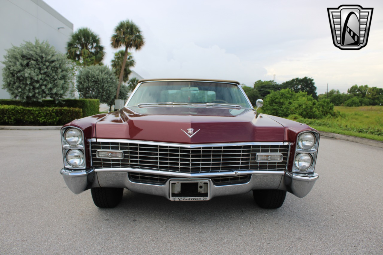 1967 Cadillac DeVille 34