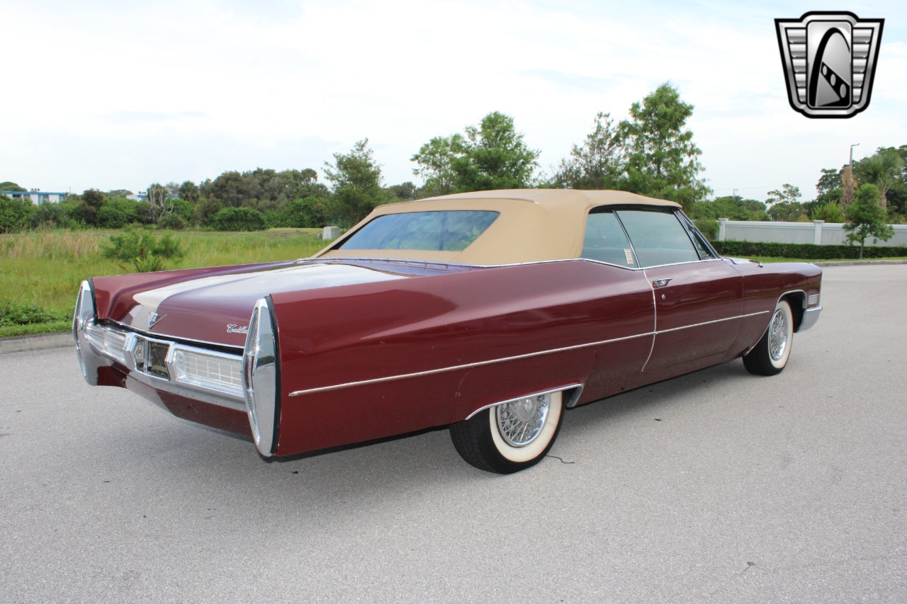 1967 Cadillac DeVille 43
