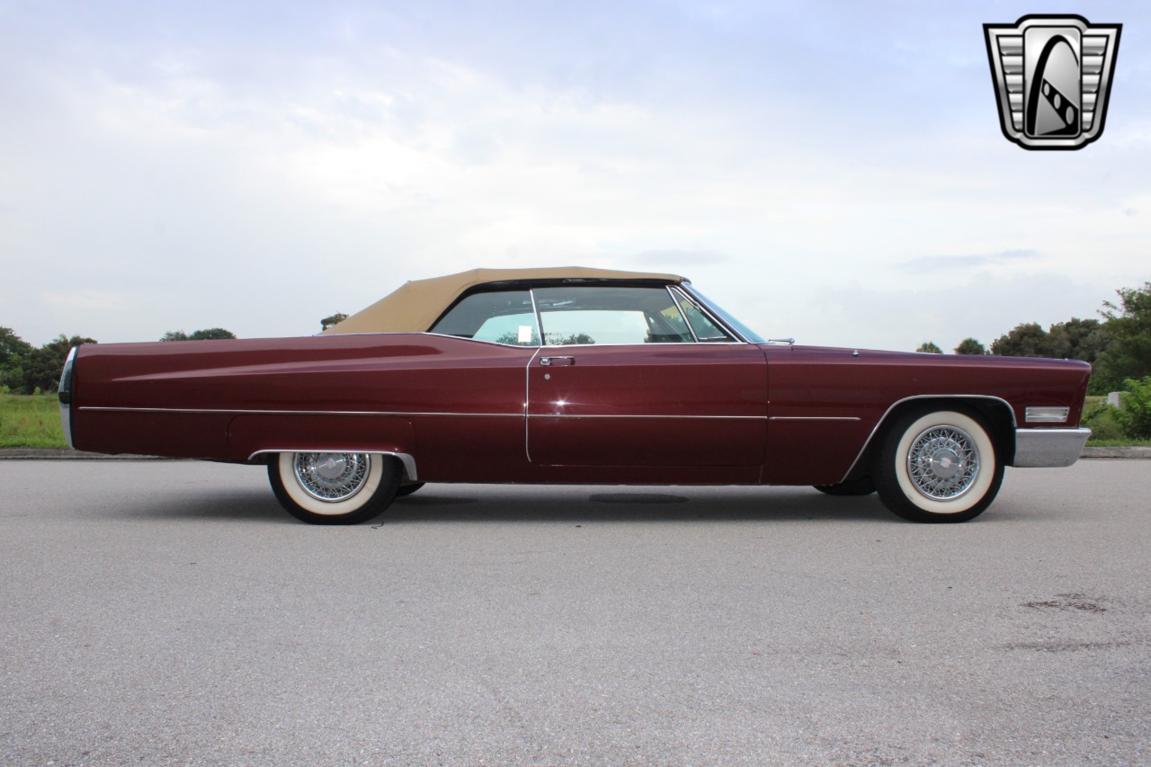 1967 Cadillac DeVille 44