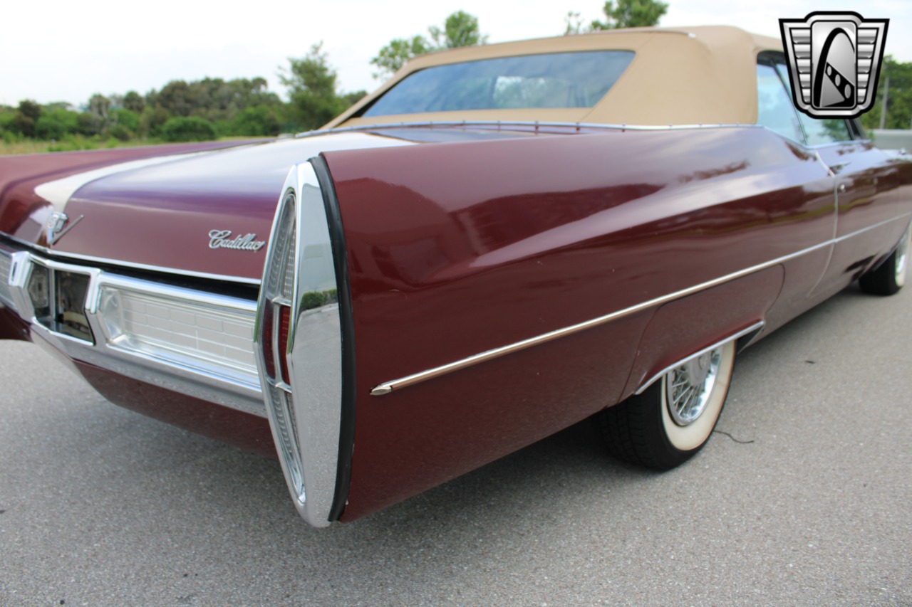 1967 Cadillac DeVille 12