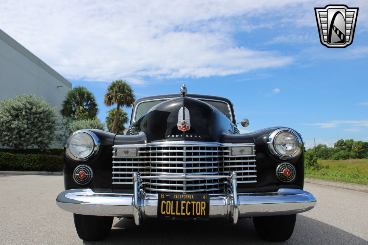 1941 Cadillac Series 60 35