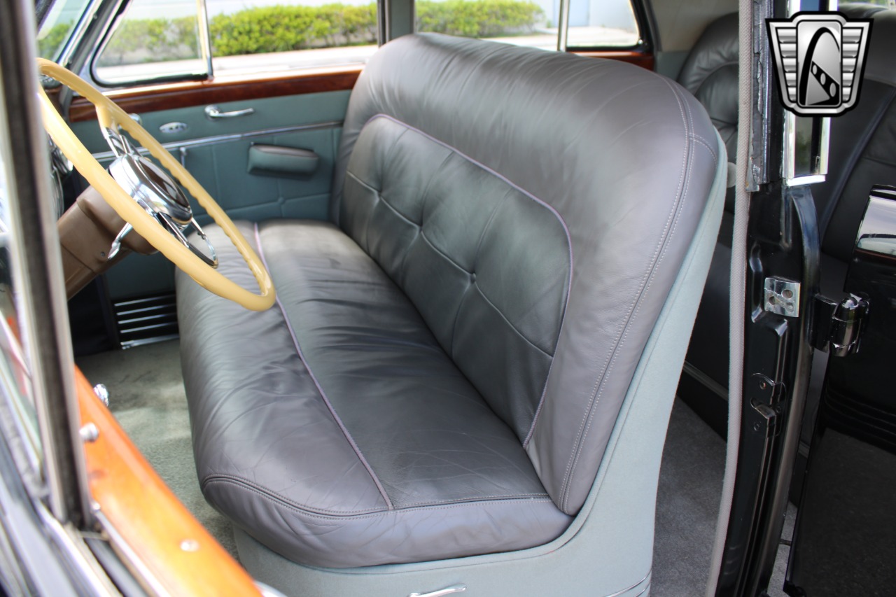 1941 Cadillac Series 60 27