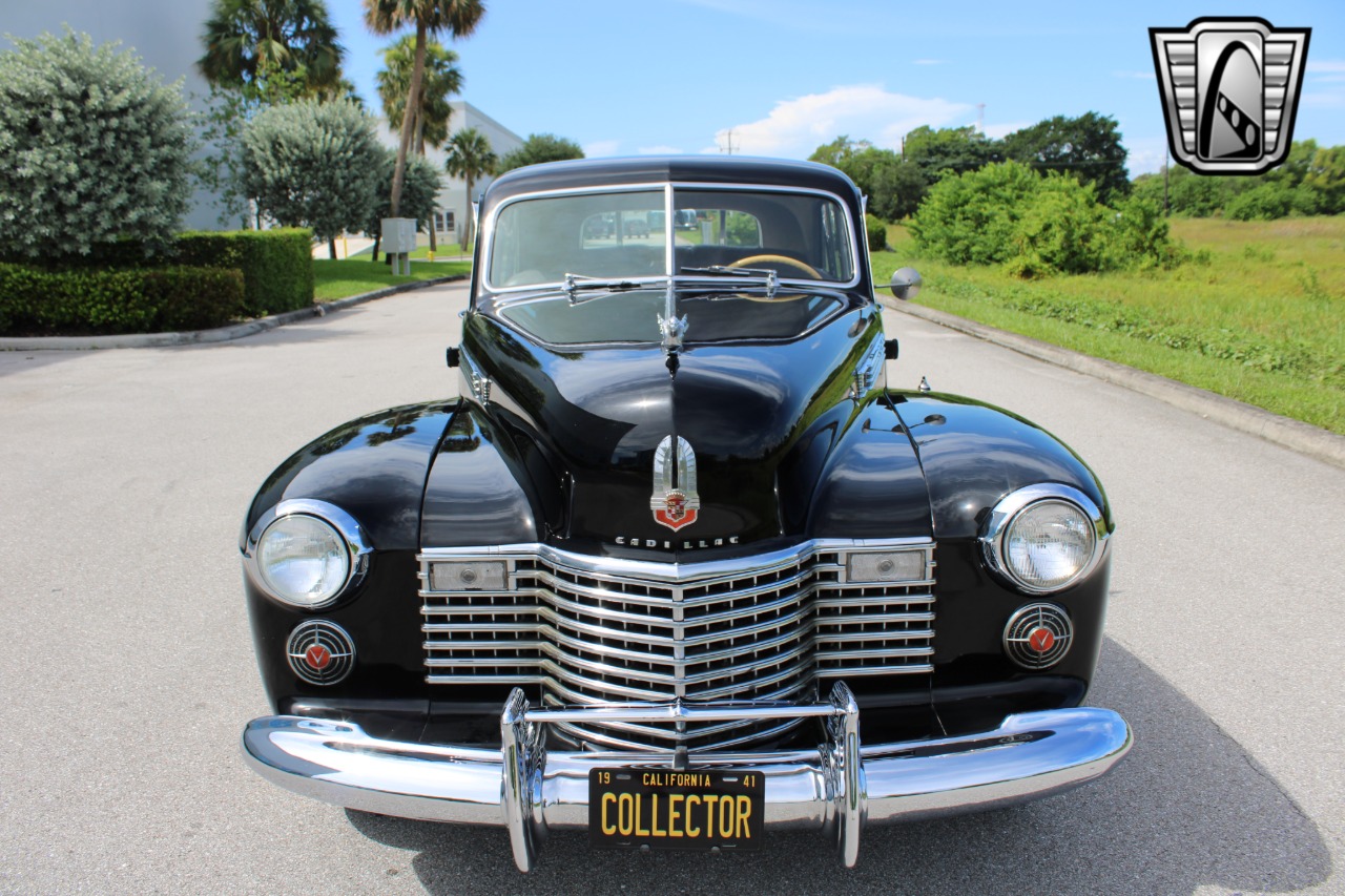 1941 Cadillac Series 60 3