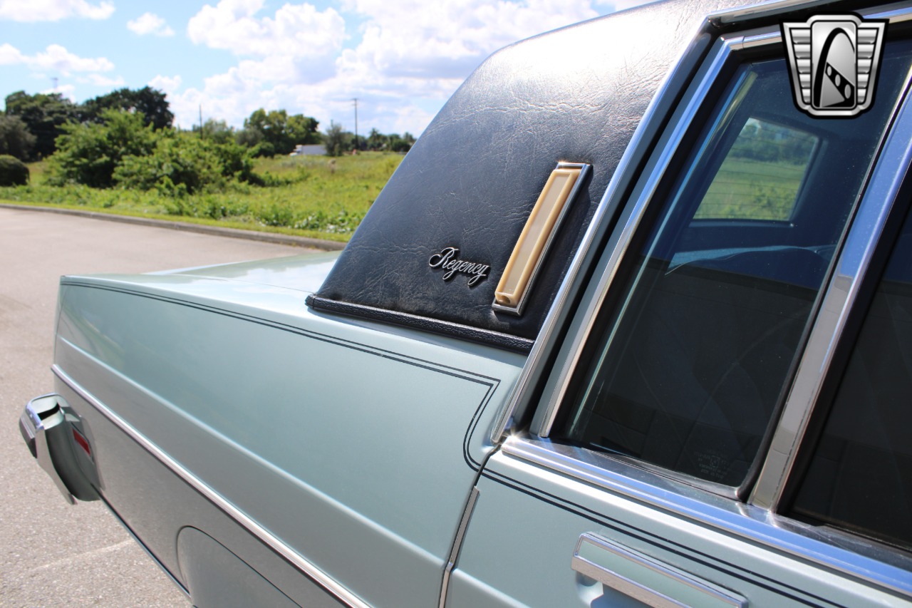 1982 Oldsmobile 98 15