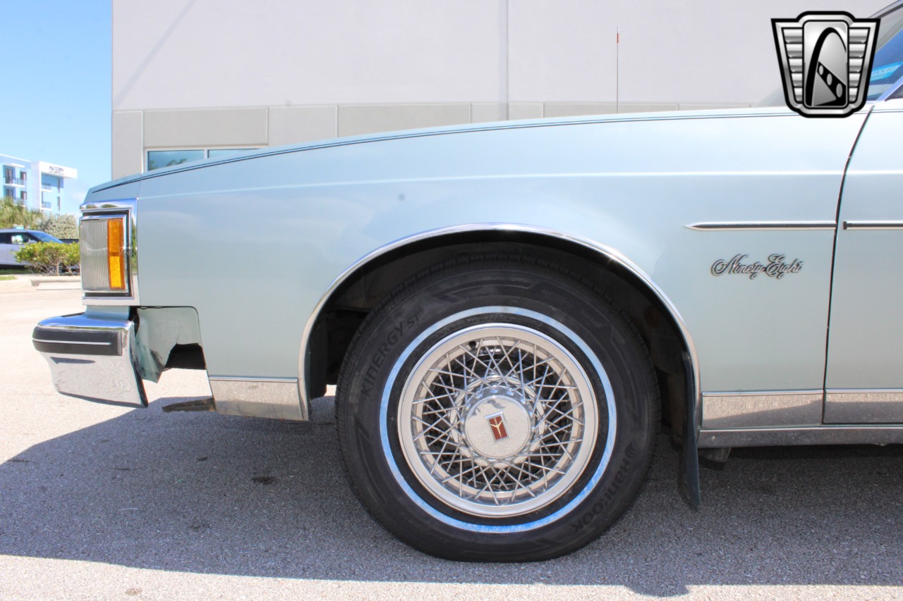 1982 Oldsmobile 98 11