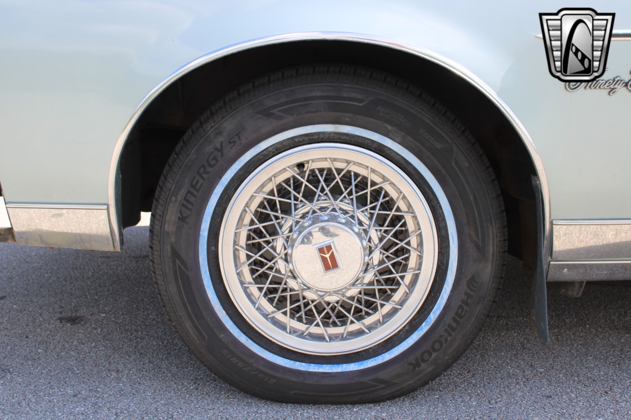 1982 Oldsmobile 98 57