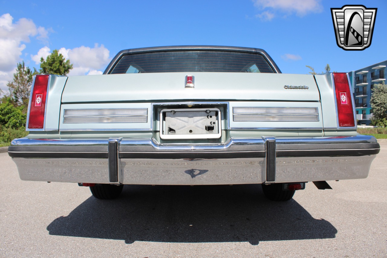 1982 Oldsmobile 98 43
