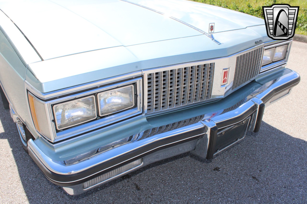 1982 Oldsmobile 98 82