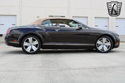 2008 Bentley Continental image 18