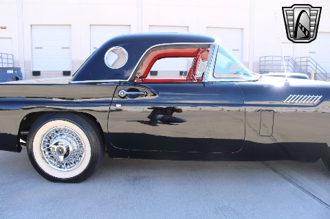 1957 Ford Thunderbird image 57