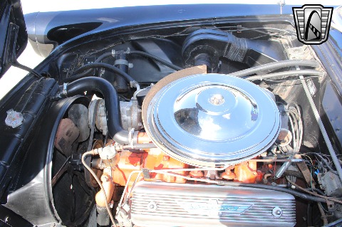 1957 Ford Thunderbird image 108