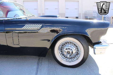 1957 Ford Thunderbird image 61