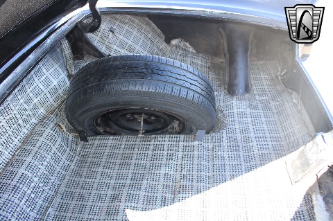 1957 Ford Thunderbird image 143