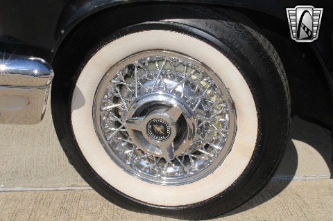 1957 Ford Thunderbird image 43