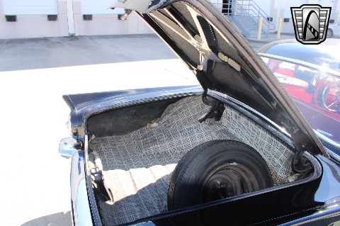 1957 Ford Thunderbird image 148