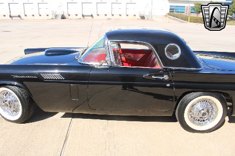 1957 Ford Thunderbird image 47