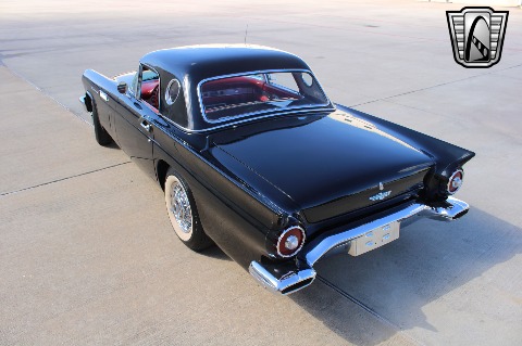 1957 Ford Thunderbird image 22