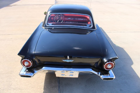 1957 Ford Thunderbird image 25