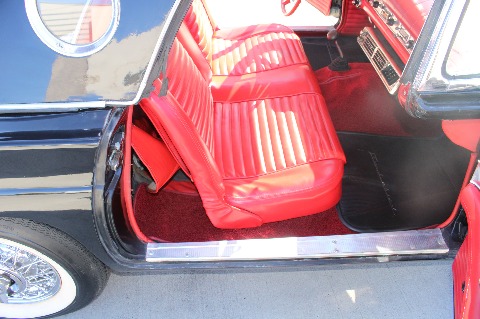 1957 Ford Thunderbird image 128