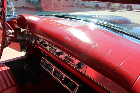 1957 Ford Thunderbird image 130