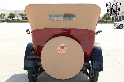 1924 Maxwell Touring image 11