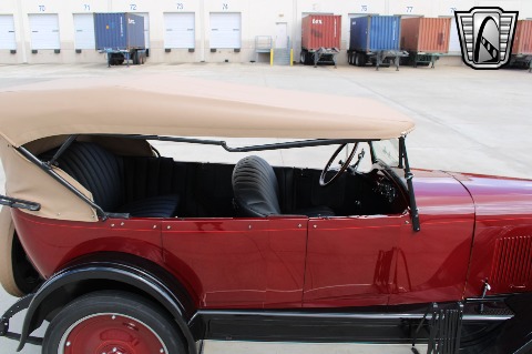 1924 Maxwell Touring image 44