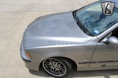2002 BMW M5 image 30