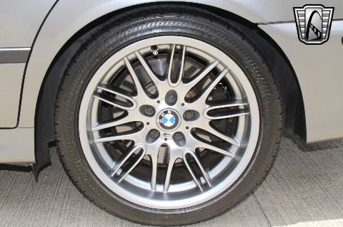 2002 BMW M5 image 34