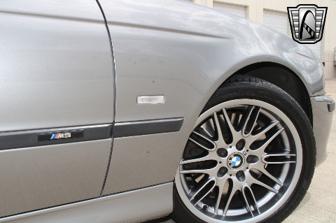 2002 BMW M5 image 140