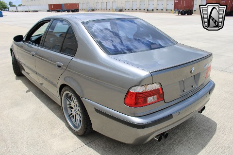 2002 BMW M5 image 37