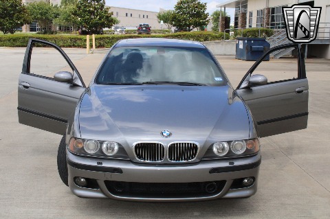 2002 BMW M5 image 141