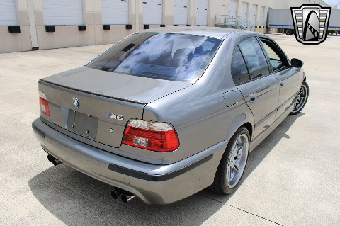 2002 BMW M5 image 38