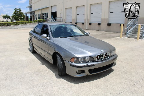 2002 BMW M5 image 20