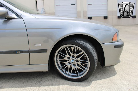 2002 BMW M5 image 46