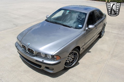 2002 BMW M5 image 25